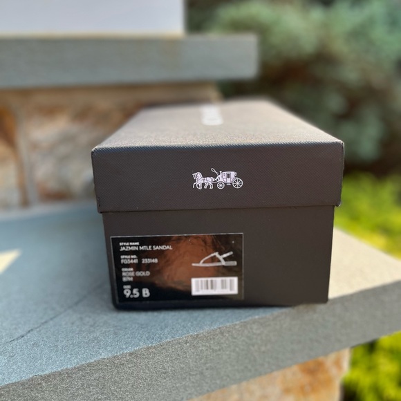 COACH Jazmin Sandal 9.5 in Rose Gold - Picture 4 of 5